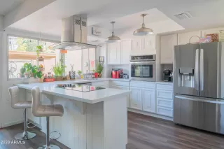 Photo #3: 6546702 Listing 