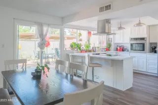 Photo #5: 6546702 Listing 