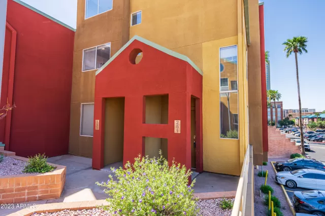 MLS: 6546871 Condo For Sale