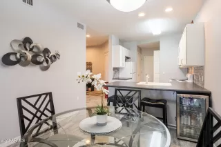 Photo #6: 6546959 Listing 