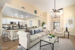 Photo #1: 6547026 Listing