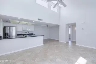 Photo #6: 6547067 Listing