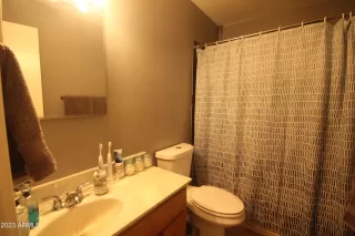 Photo #6: 6547117 Listing