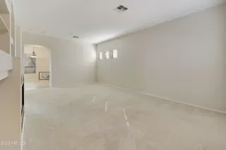 Photo #6: 6547240 Listing