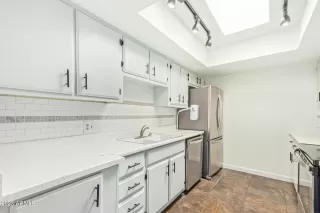 Photo #3: 6547642 Listing 