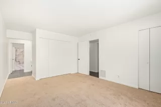 Photo #5: 6547642 Listing 