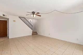 Photo #3: 6547701 Listing