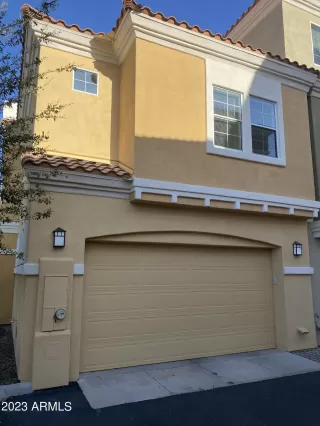 Photo #4: 6547746 Listing