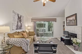 Photo #3: 6547930 Listing