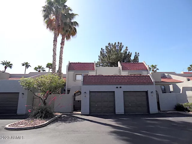 MLS: 6548259 Condo For Sale