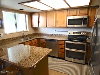 Photo #6: 6548259 Listing