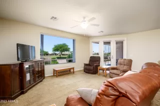 Photo #5: 6548361 Listing