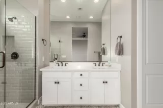 Photo #6: 6548541 Listing 