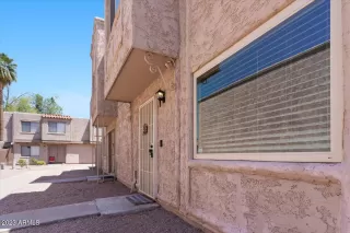 Photo #3: 6548621 Listing