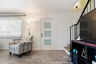 Photo #5: 6548621 Listing