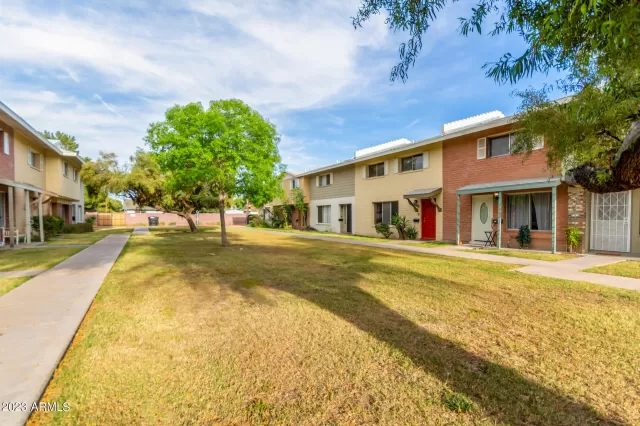 MLS: 6548838 Condo For Sale