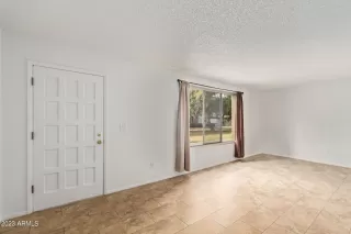 Photo #2: 6548838 Listing