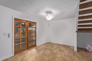 Photo #5: 6548838 Listing