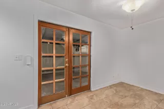 Photo #6: 6548838 Listing