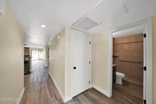 Photo #3: 6549695 Listing