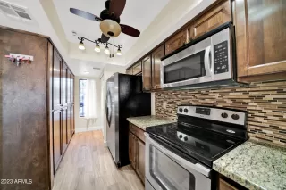 Photo #5: 6549695 Listing