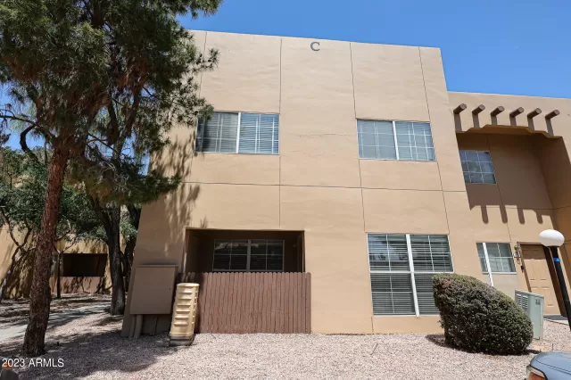 MLS: 6549923 Condo For Sale