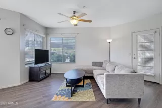 Photo #4: 6550317 Listing