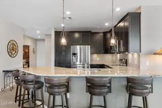 Photo #2: 6550349 Listing
