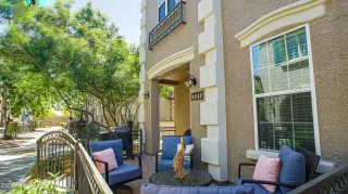 Photo #2: 6550558 Listing