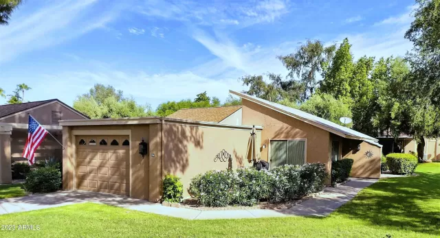 MLS: 6550783 Condo For Sale