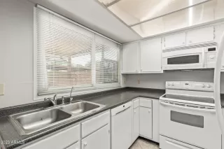 Photo #1: 6550847 Listing