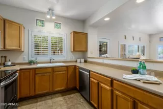 Photo #3: 6550943 Listing