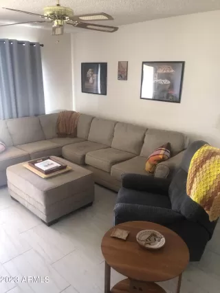 Photo #5: 6550945 Listing