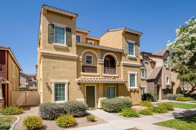 MLS: 6551012 Condo For Sale