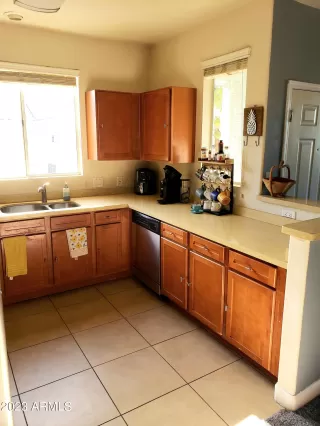 Photo #2: 6551162 Listing 