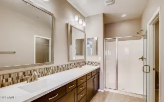 Photo #5: 6551213 Listing