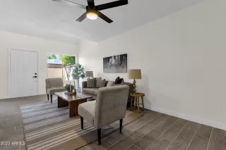 Photo #6: 6551342 Listing 