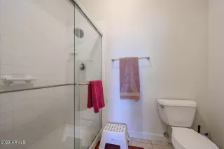 Photo #3: 6551349 Listing