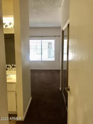 Photo #5: 6551608 Listing