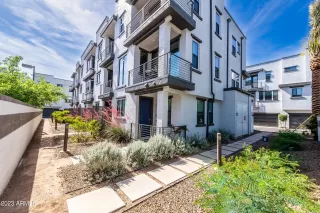 Photo #1: 6551652 Listing 