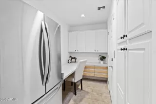 Photo #5: 6552138 Listing