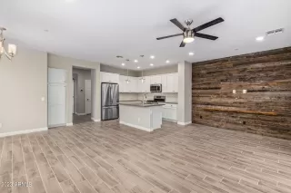 Photo #6: 6552198 Listing