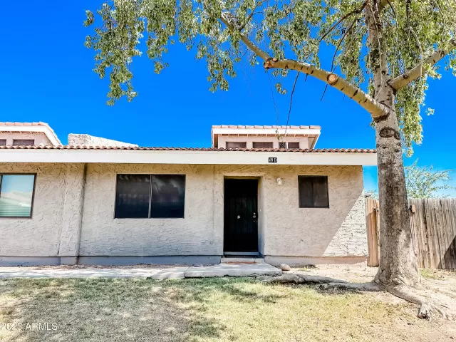 MLS: 6552366 Condo For Sale