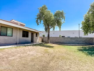 Photo #2: 6552366 Listing