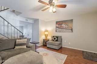 Photo #5: 6552579 Listing