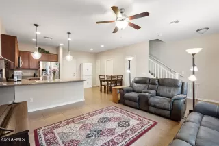 Photo #2: 6552658 Listing