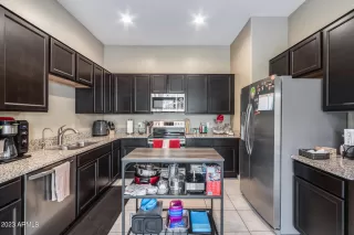 Photo #2: 6553178 Listing