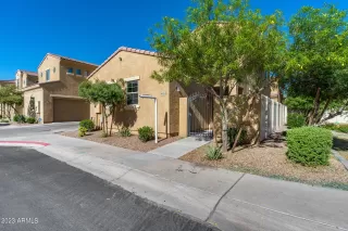 Photo #3: 6553178 Listing