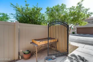 Photo #6: 6553178 Listing