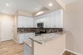 Photo #3: 6554302 Listing